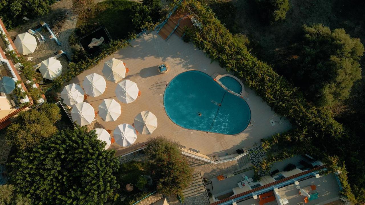 Pantheon Apartments & Studios Marathókampos Exterior foto
