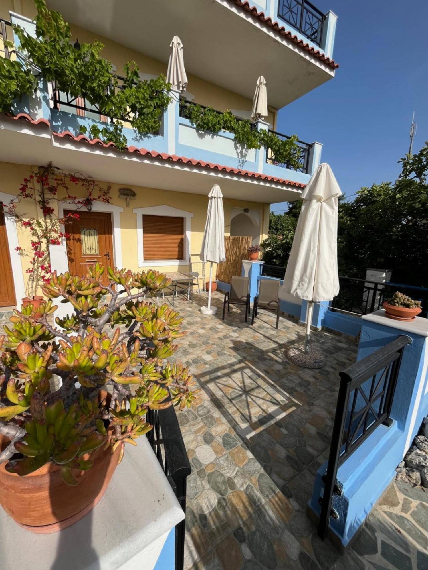 Pantheon Apartments & Studios Marathókampos Exterior foto